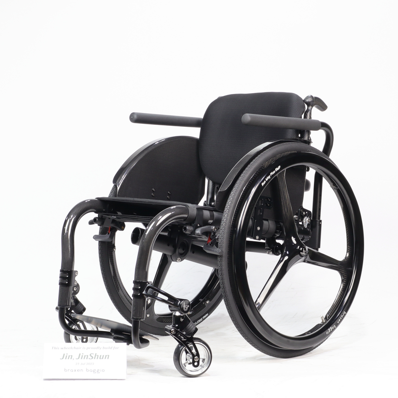 Safety Outdoor Carbon Fibre Sport Wheelchair