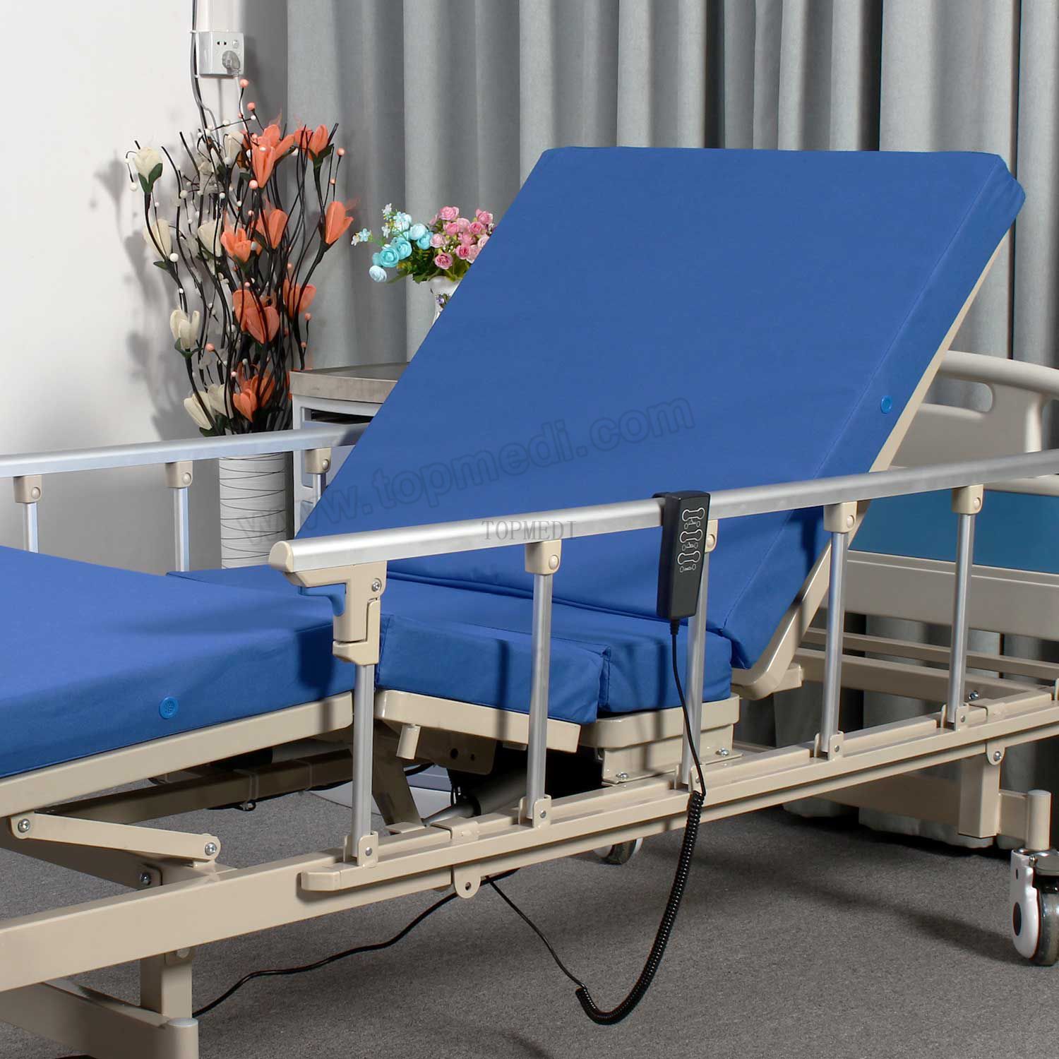 2 Function Adjustable Movable Electric Hospital Bed